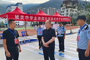 苏亚雷斯主场告别战远射破门，助格雷米奥1比0击败达伽马